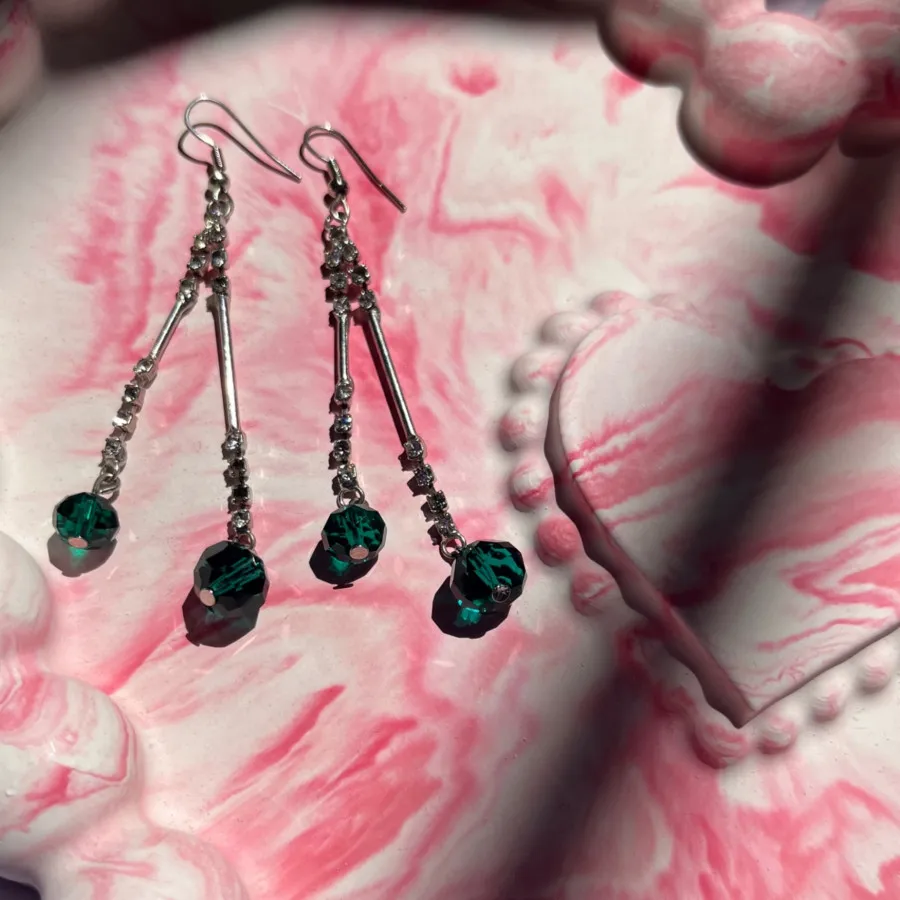 گوشواره سبز آویز