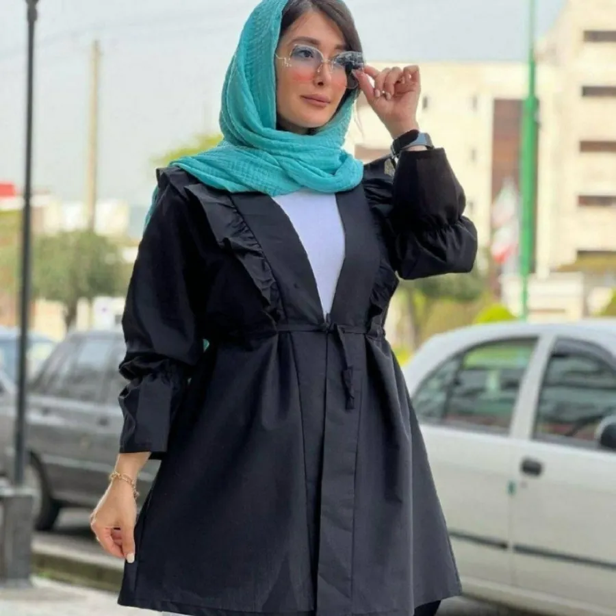 مانتو عروسکی