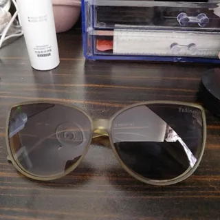 عینک آفتابی