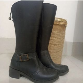بوت بلند