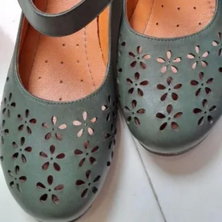 کفش شیک عروسکی چرم یشمی