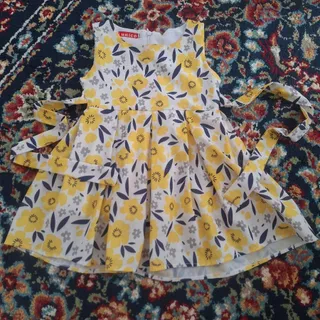 پیراهن دخترانه