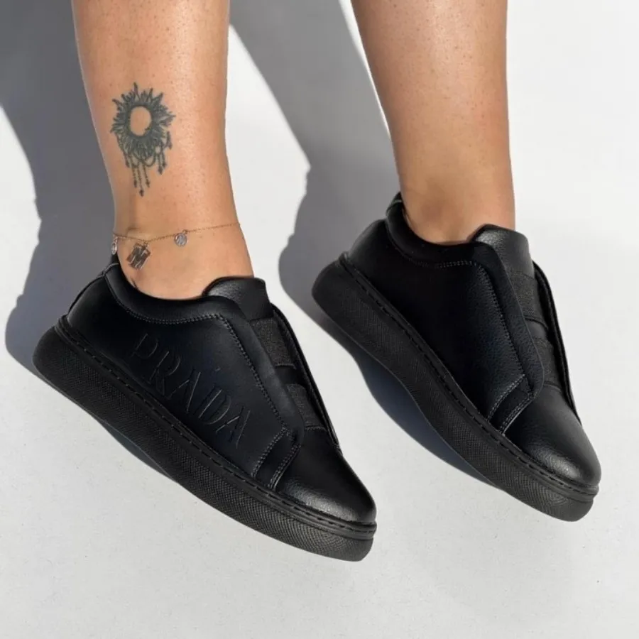 کفش کتانی پرادا مشکی