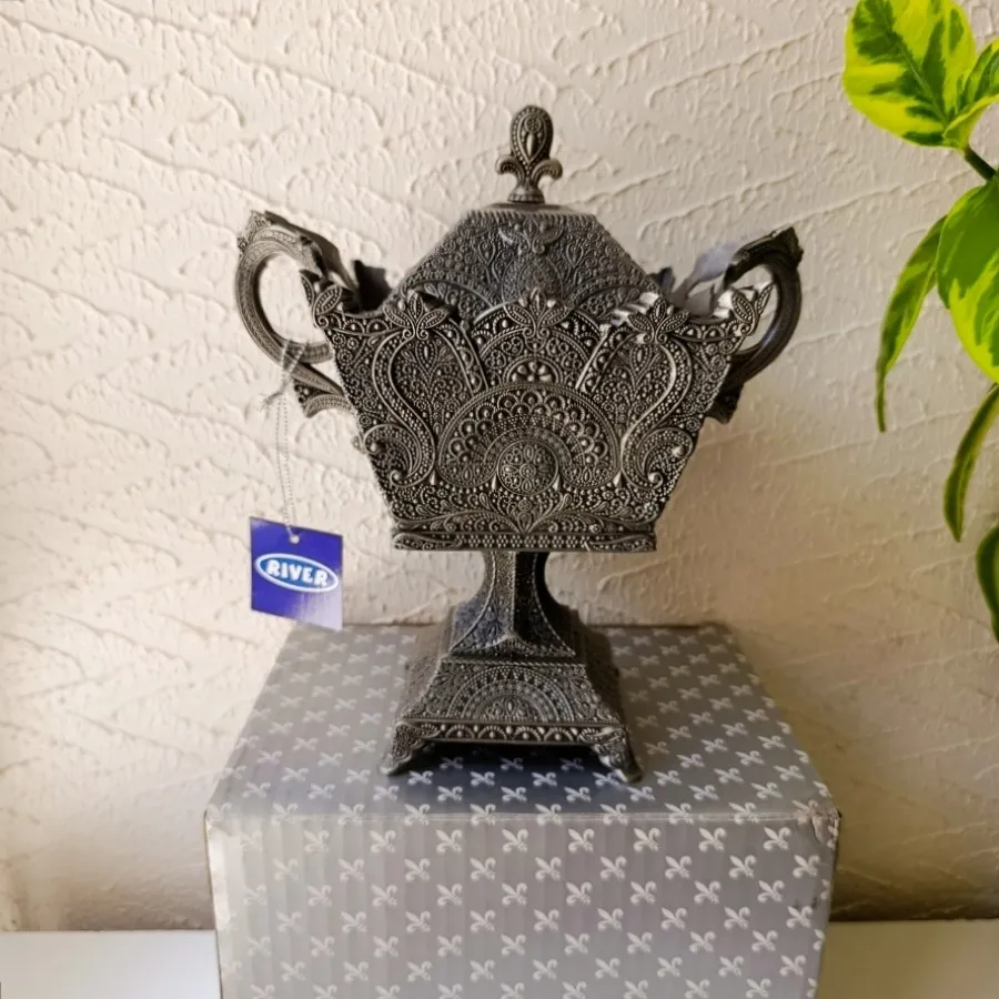 شکلات خوری پیوتر