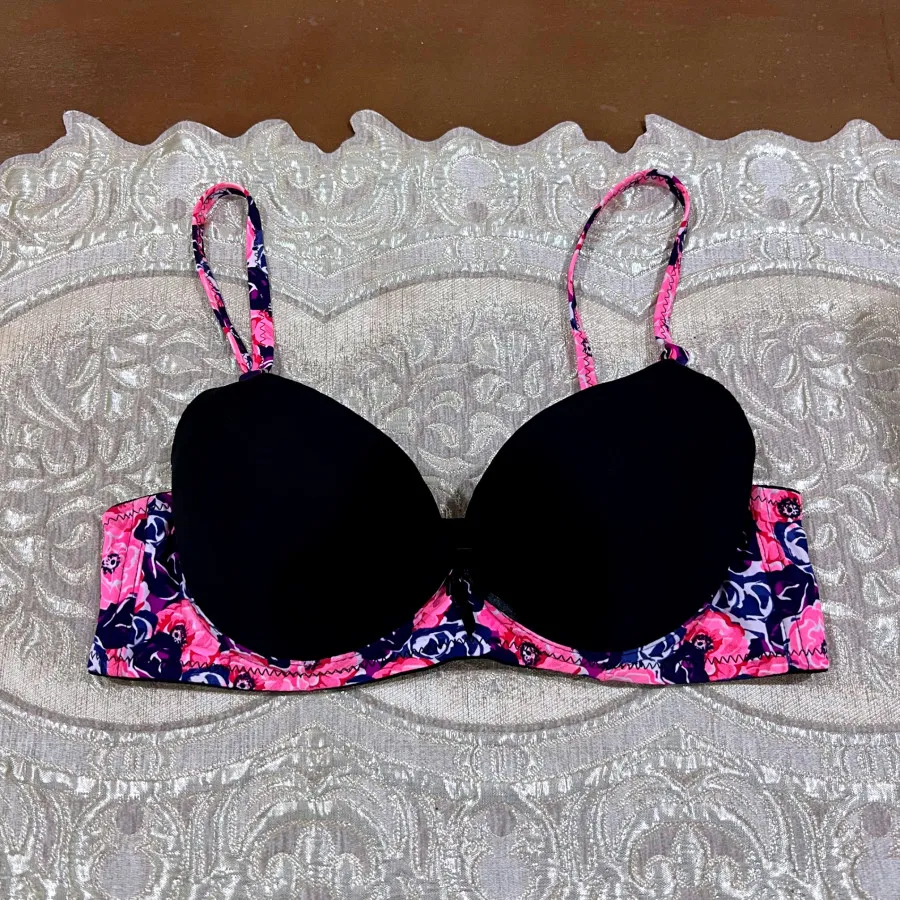 سوتین اسفنجی