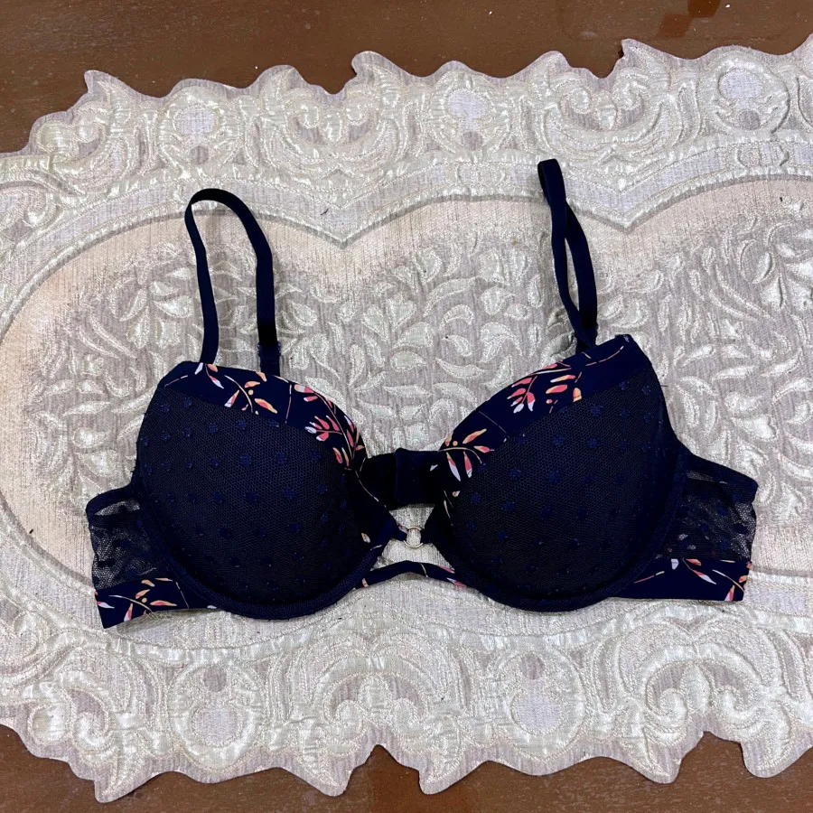 سوتین اسفنجی