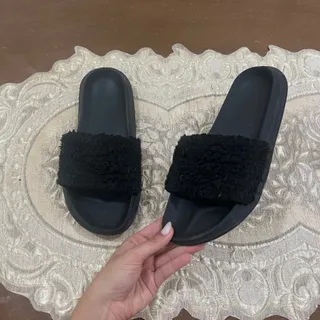 دمپایی مشکی