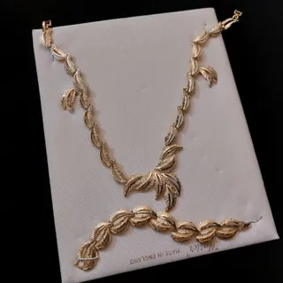 سرویس طلایی انگلیسی