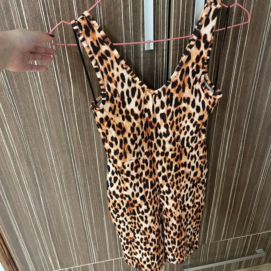 سرهمی کوتاه طرح پلنگی