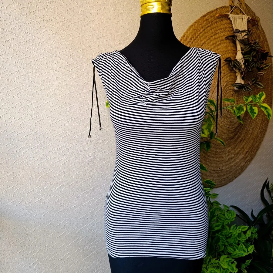 تاپ راه راه