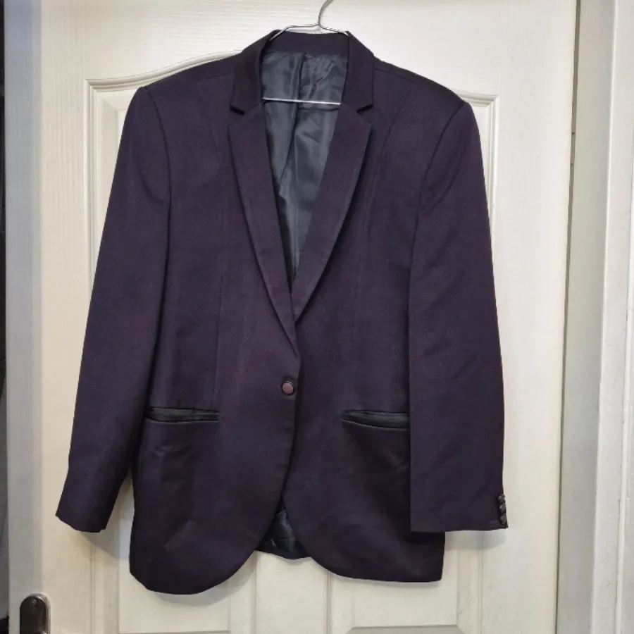 کت و شلوار مردانه