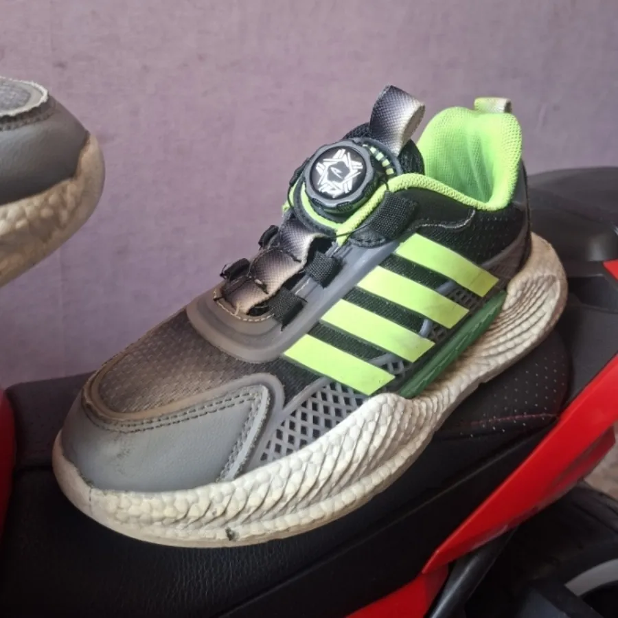 کتانی خارجی کودک