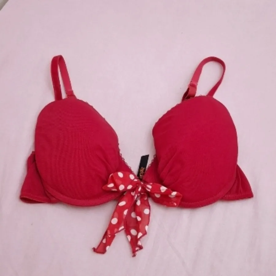 سوتین زنانه