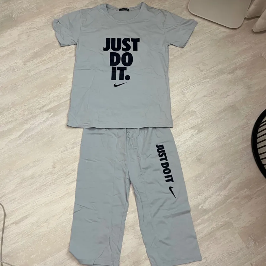 ست تی شرت و شلوارک