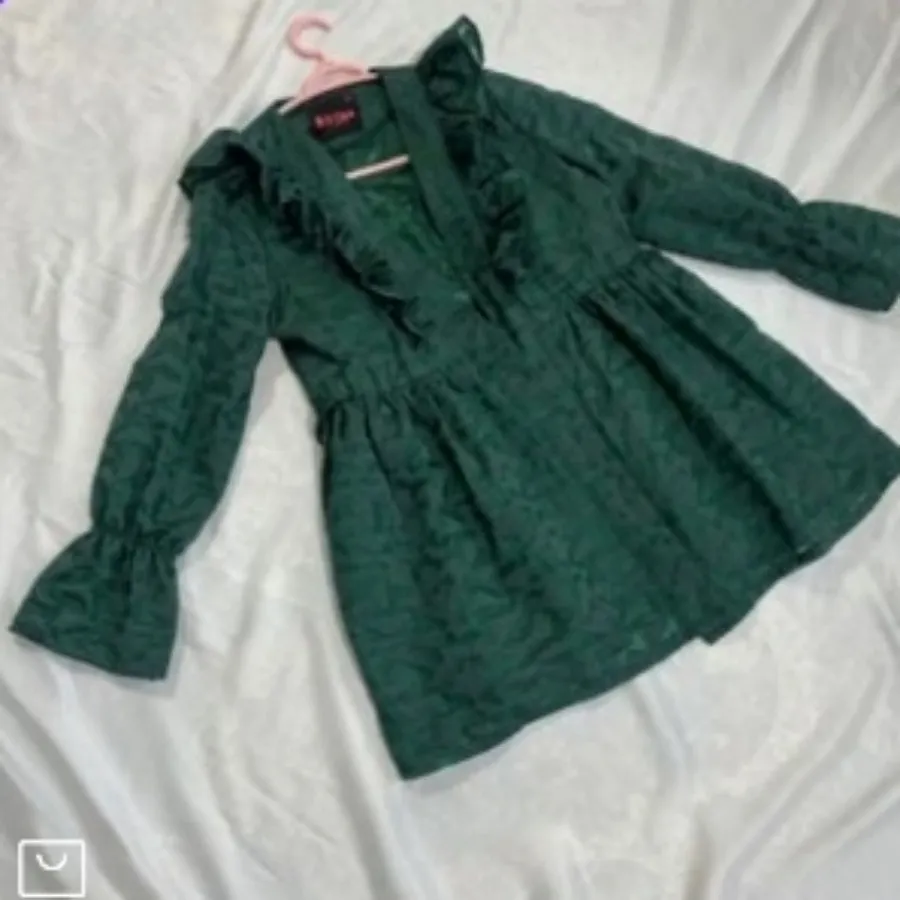 مانتو عروسکی