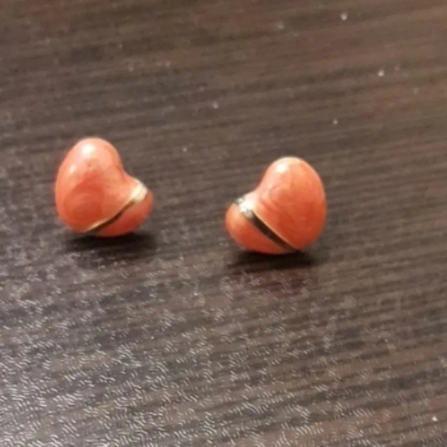 گوشواره میخی