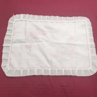 رو بالشتی گلدوزی سفید