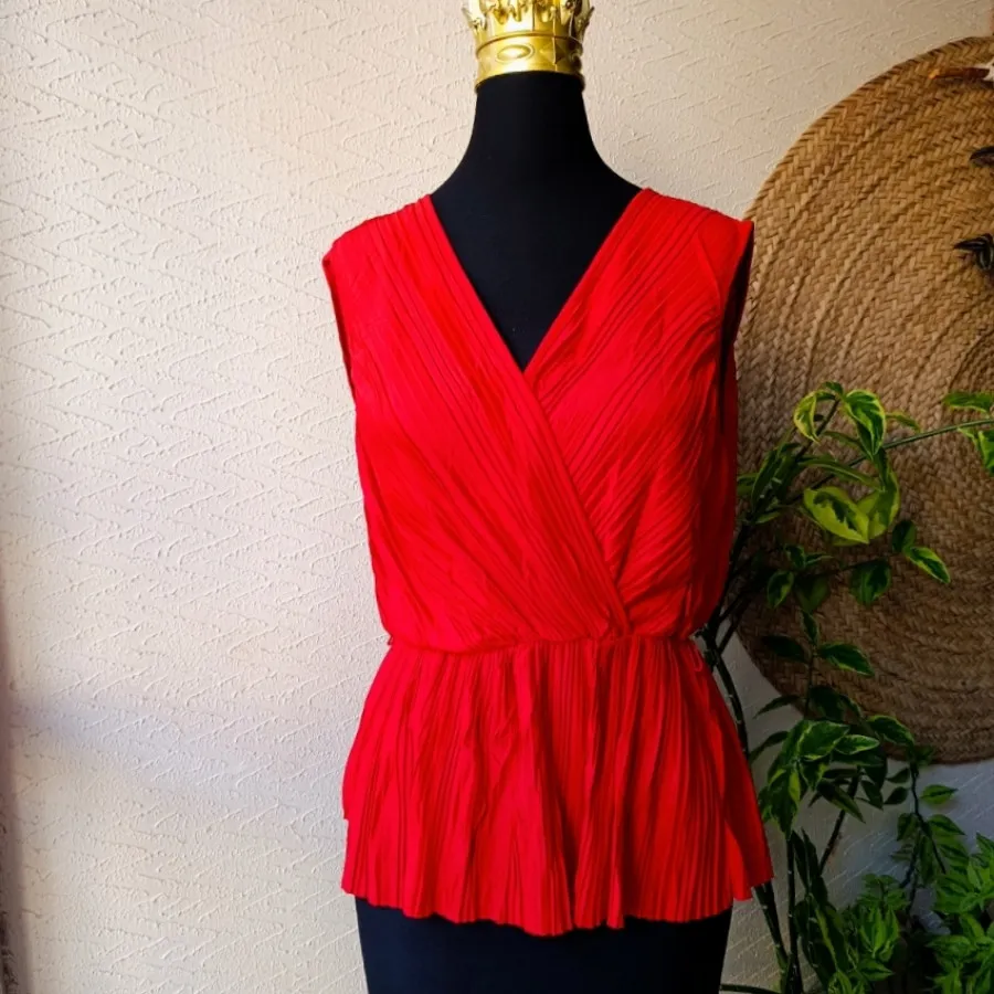 تاپ قرمز خارجی