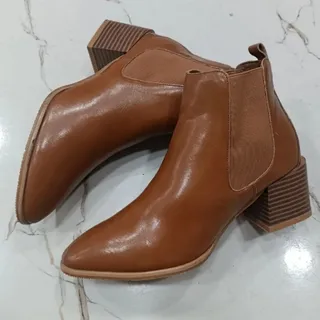 بوت زنانه اورجینال