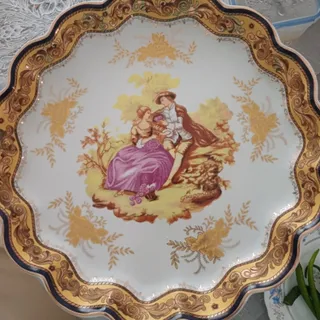 میوه خوری پایه دار