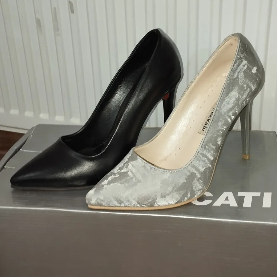 استیلتو طوسی و مشکی