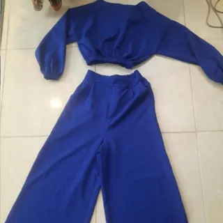 نیم تنه و شلوار دامنی