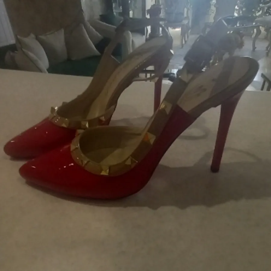 کفش طرح ولنتینو