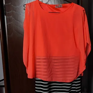 پیراهن دخترانه