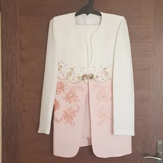 کت و شلوار و تاپ