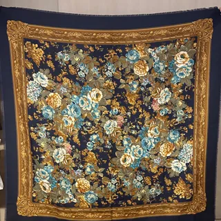 روسری قواره بزرگ