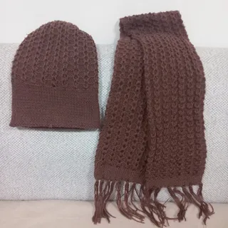 کلاه و شال گردن