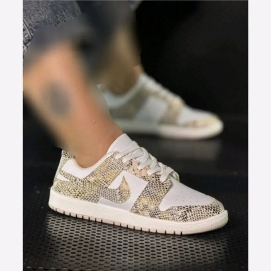 کفش کتونی جدید