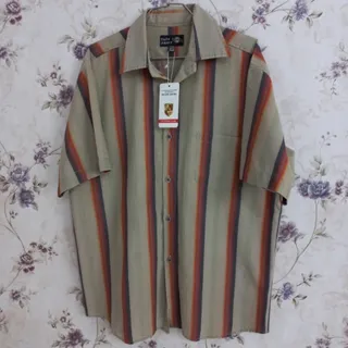 پیراهن مردانه آستین کوتاه