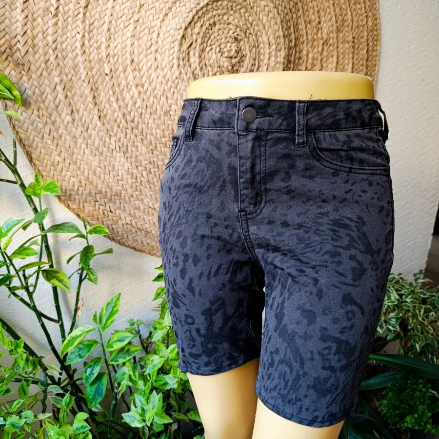 شلوارک خارجی