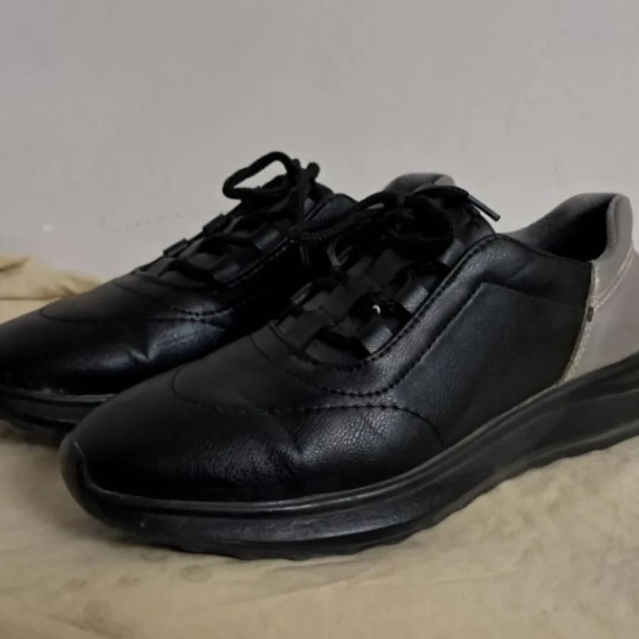 کفش اسپرت مشکی