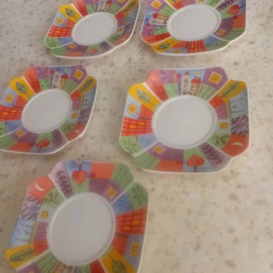 نعلبکی چینی واقعی