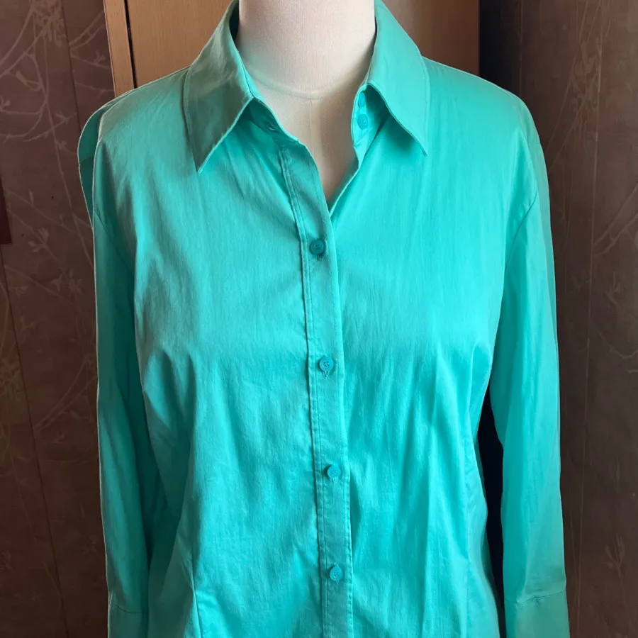 شومیز آبی فیروزه‌ای