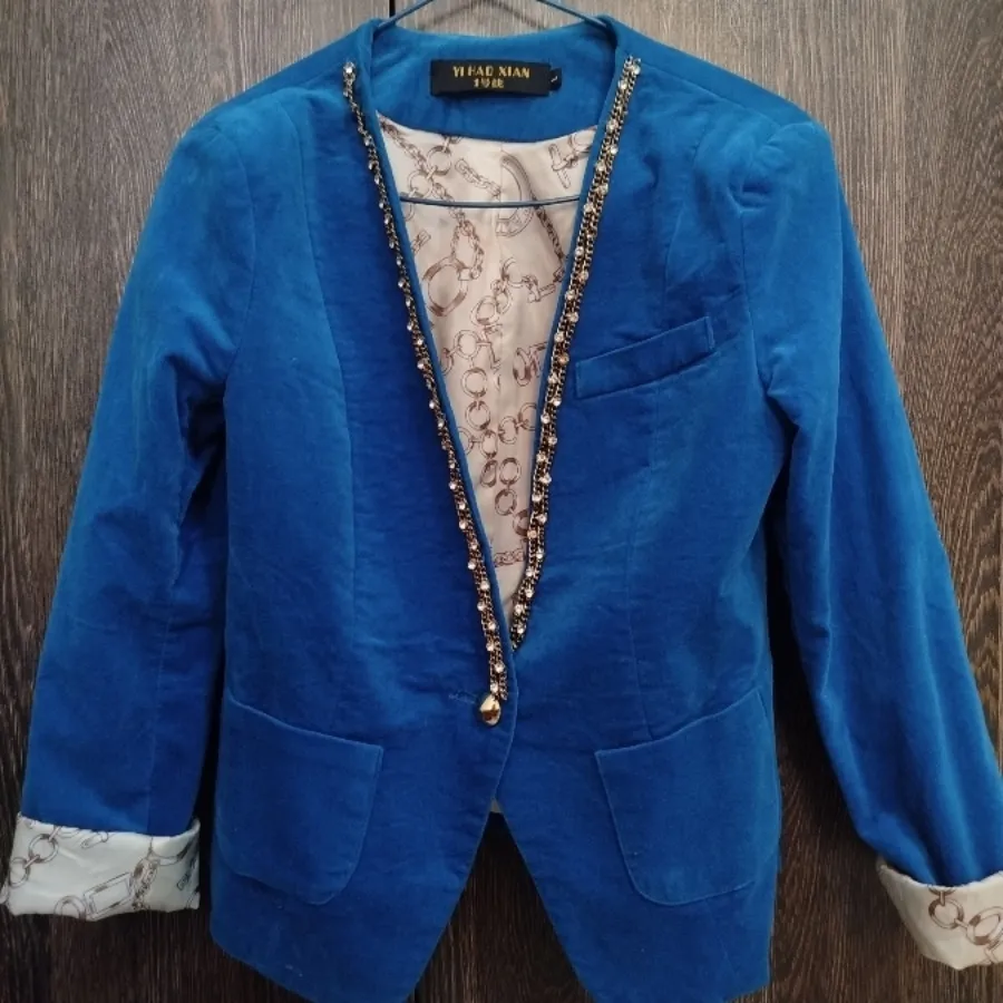 کت زنانه آبی مخمل مجلسی