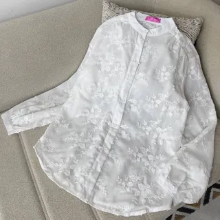 شومیز طرح گل برجسته