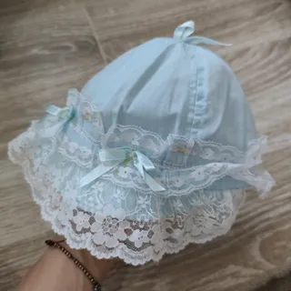 کلاه لبه دار