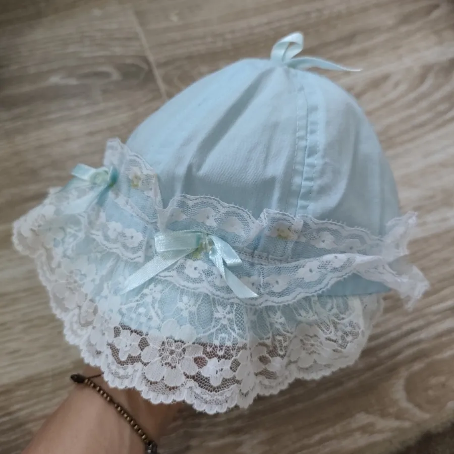 کلاه لبه دار