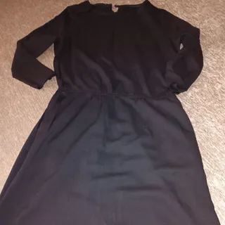 پیراهن مشکی