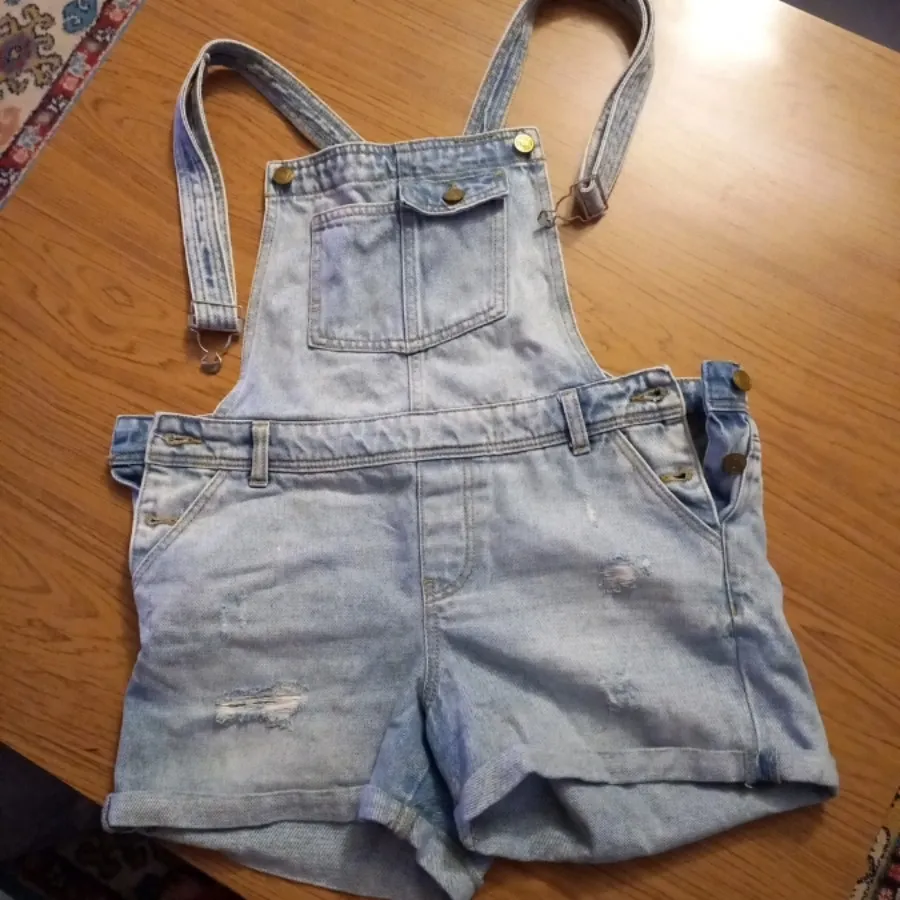 شلوارک  جین پیش بندی