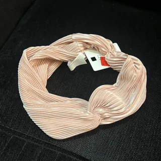 تل سر برند six