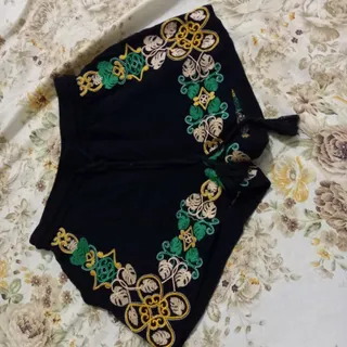 شورتکس اچ اند ام