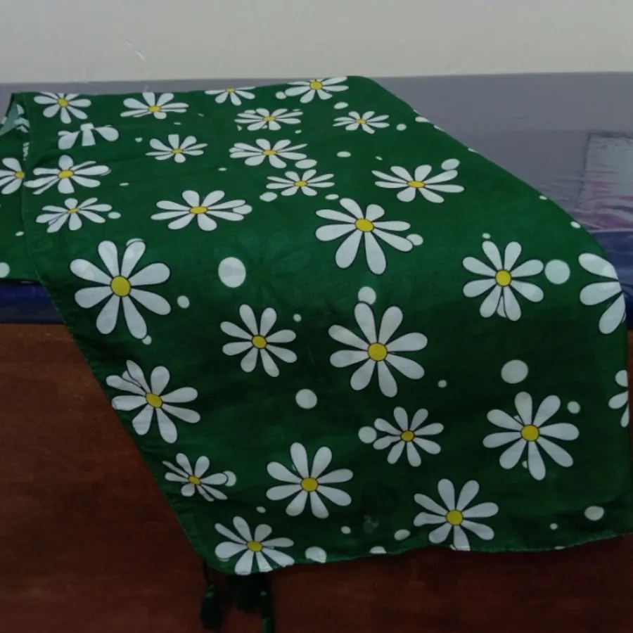 شال بابونه سبز