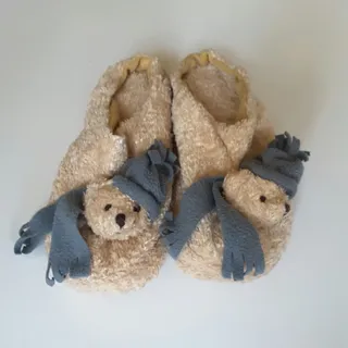 دمپایی رو فرشی