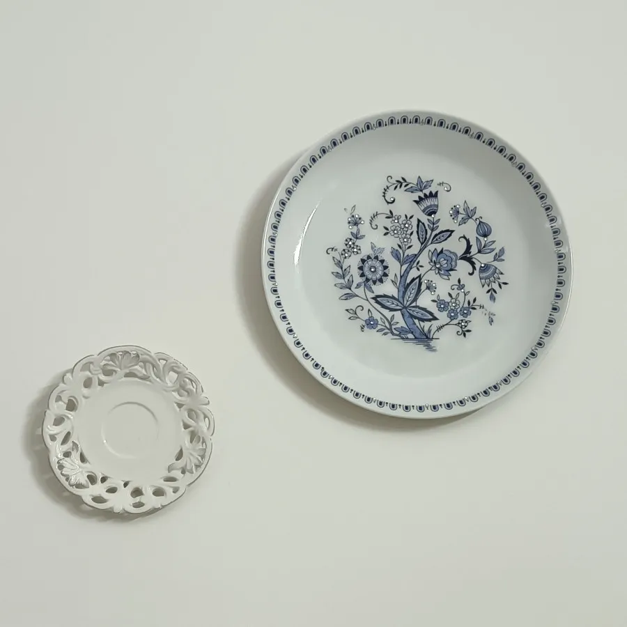 بشقاب دیوارکوب چینی