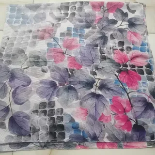 روسری طرح گل 110 سانت