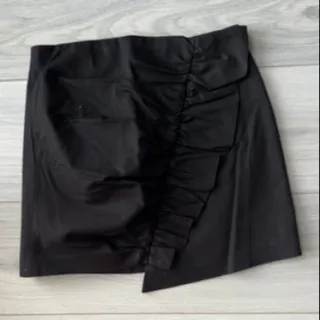 دامن کوتاه مشکی زارا